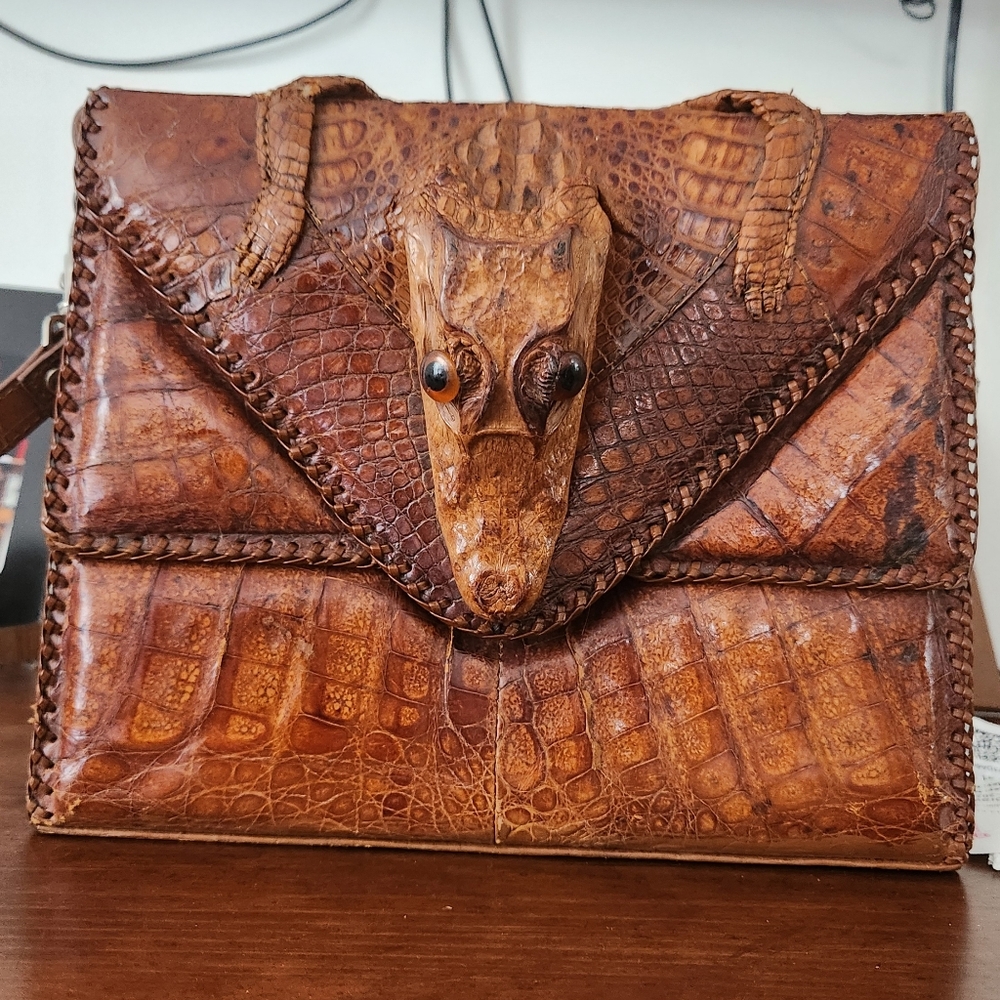 Alligator purse